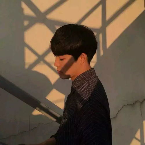 2. 进入资料编辑页面