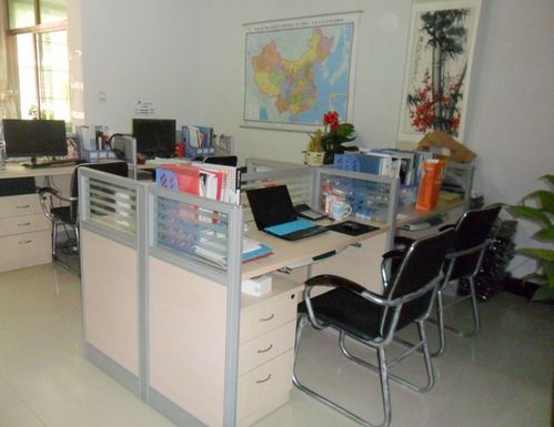 一、 办公设备：打造高效工作环境的核心要素