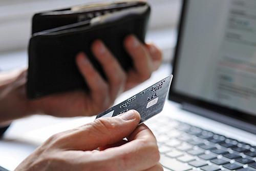 1. 使用电子支付服务