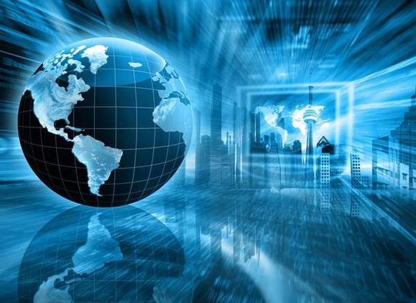 思维上， 放下对稳定的执念，在试错中探寻新的机遇