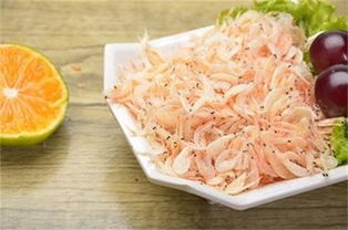 避免过度堆砌关键词：保持标题的简洁与自然