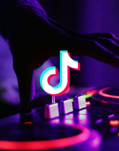 1. 保持批判性思考和发散性思维