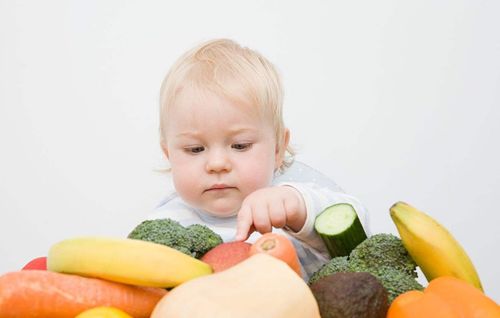 其核心专利成分 “复儿爱倍健”， 嫩调节皮肤微生态，重筑三重肌肤屏障