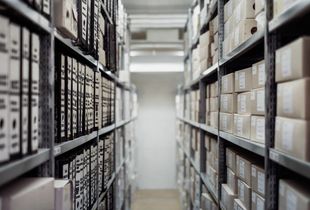 一、 选择合适的发货方式：综合考虑成本与时效