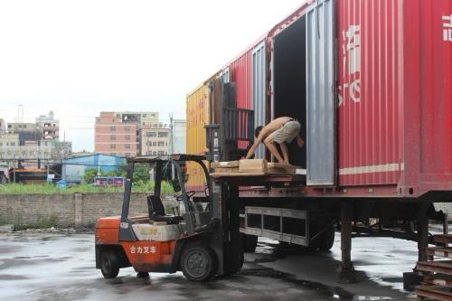 卡派包卸货的服务模式