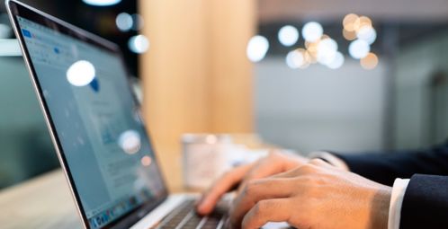 寻找外包客服合作商家的方法