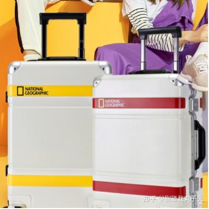 行李箱尺寸的限制：规定与实际操作的交织