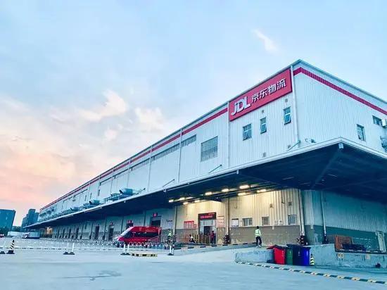 京东物流四川成dou休食仓进入运营状态
