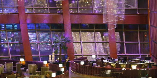 店铺C：俄罗斯风情珠宝坊