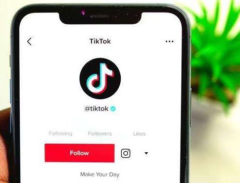 一、 注重讲述好故事而非单纯制作