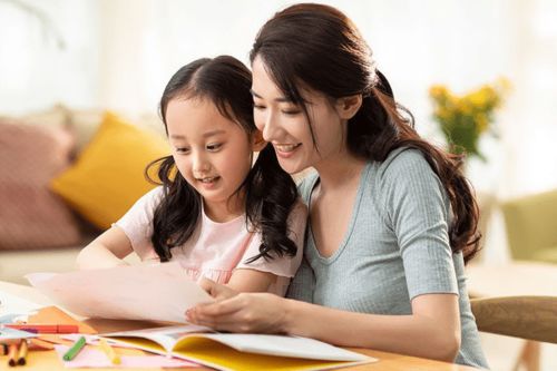 一、 宝妈开网店，实现经济独立与家庭兼顾的探索