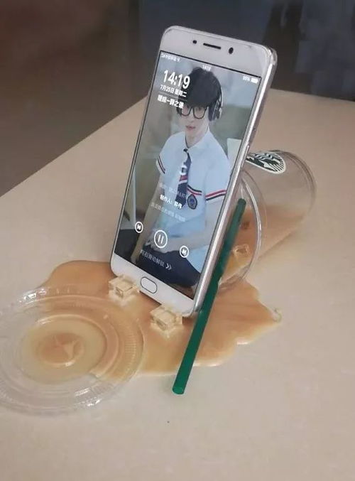 拍摄神器：环形灯、 手机支架、CapCut剪辑