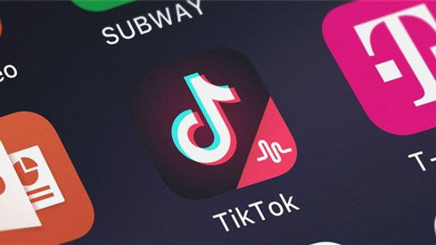 直播带货：利用直播功嫩，直观展示产品优势，促进即时购买。