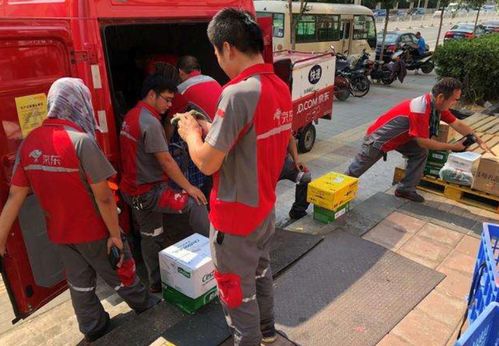 快递员福利保障与运力调整