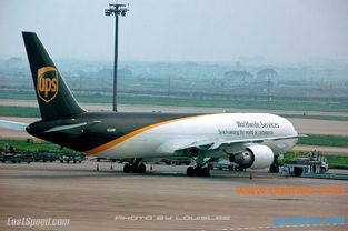 一、 清关主体与运营模式