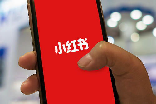 二、 KOL（关键意见领袖）合作：借助影响力，提升品牌知名度