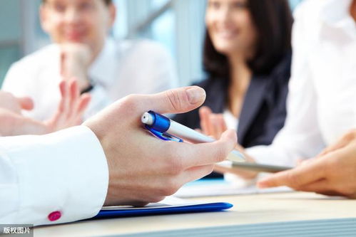 直率坦白与自信外向