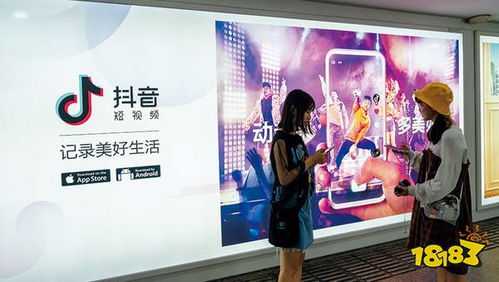 一、举办线上时尚秀