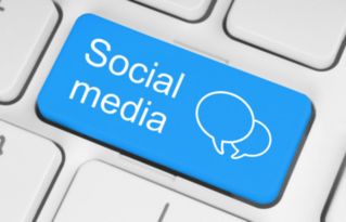 3. 社交媒体曝光