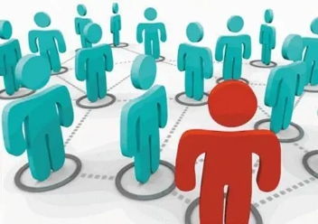 4. 合作推广：与其他创作者或品牌进行合作推广