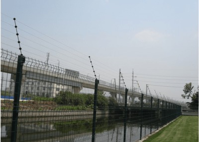 2. 电子围栏技术应用