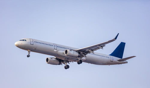 分辨型号先说说要分清的就是谁家的飞机