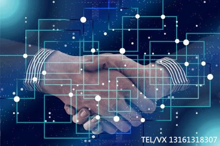 区块链的加密特性确保了商业敏感信息仅对授权方可见，平衡了透明性与隐私保护。