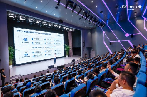 五、 京东金采助力家电专卖店，解决资金流转难题