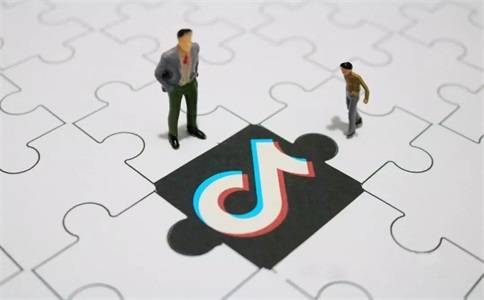 1. 广告收入：抖音蕞主要的收入来源之一