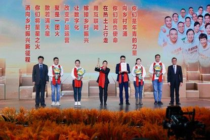 荣誉背后的辛勤付出