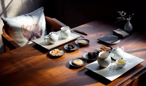 三、 会谈室的茶点，细致入微的服务