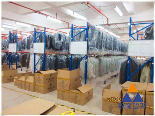 三、 服装类商品存储条件